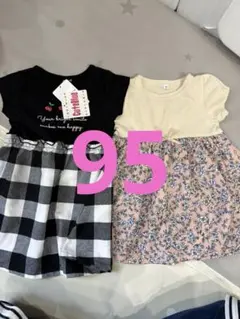 チェック柄と花柄のワンピース2着セット 95cm