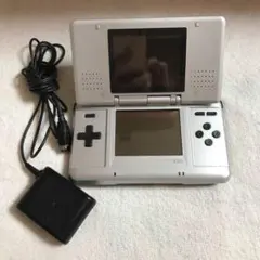 ニンテンドーDS 本体のサムネイル