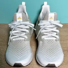 アディダス【ADIDAS】ウルトラブースト　　　　　　※2023年製 新品未使用