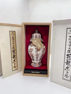 希少★未開封★特級 ニッカ スペシャルエイジ 古伊万里文様 花籠ボトル 有田焼のサムネイル