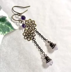 822天然石ラベンダーアメジストとアメジストのチェーンピアス　金古美