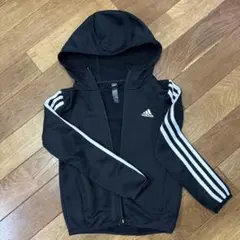 adidas ブラックパーカー J130