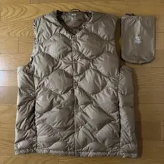 美品UNIQLOユニクロウルトラダウンウェーブキルトベストサイズLカラーブラウン
