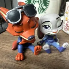 初期不良あり　肩ズンFig.　ズートピア2 ニック ジュディ　ガチャ