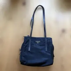 PRADA プラダ ナイロン ショルダーバッグ 黒のサムネイル