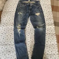 閉店セール　ダメージ加工インディゴブルーデニム