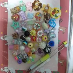 カスタムボールペン1本、シャープペン1本各種ビーズ50個セット 特価です。