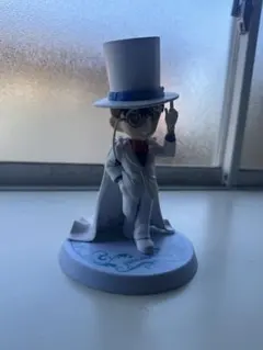 Conan 怪盗キッド フィギュア 帽子とマント付き