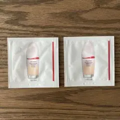 資生堂　エッセンススキングロウファンデーション　130 サンプル