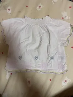 刺繍入りホワイトシャツ