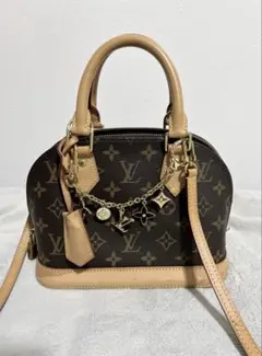 【Melody様専用】ルイ・ヴィトン アルマBB(チャーム付き)