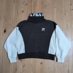 FILA ハイネック 長袖ニット バイカラー