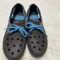 CROCS ブラウン・ブルー レースアップサンダル