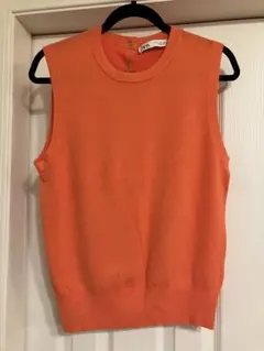 ZARA オレンジ ノースリーブセーター L