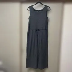 新品。グレー リブ編み ノースリーブ サロペット M