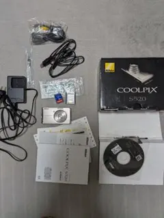 Nikon COOLPIX S520 ニコン　デジカメ　ライトブロンズのサムネイル