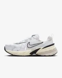 はらぺこ様専用　NIKE V2K RUN ナイキ ウィメンズスニーカー