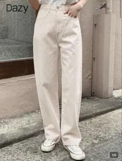 Dazy クリーム色 カジュアルパンツ S