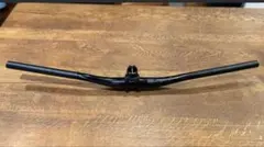 ROCKY MOUNTAIN ハンドルバー ブラック 2026年最新】ROCKY MOUNTAIN 自転車 パーツの人気アイテム - メルカリ