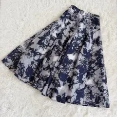 美品✨Apuweiser-riche シアージャガードサーキュラースカートのサムネイル
