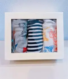 新品箱付き　babygap 白雪姫　肌着　ロンパース　3枚セット