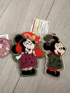 ディズニーランド購入ミッキーマウス　ミニー　フェルト　ブローチ限定クリスマス