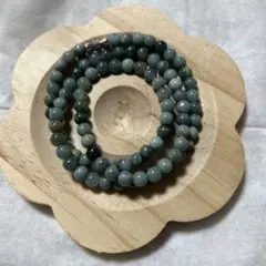 翡翠ビーズネックレス約5.8mm 新品ですが天然石の特有傷汚れ欠けあり