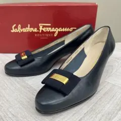 SalvatoreFerragamo VARINAヴァリナ バレリーナ ネイビー - メルカリ