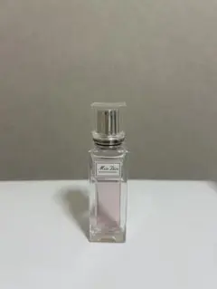 ミス ディオール ブルーミング ブーケ ローラー パール