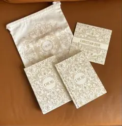 DIOR⭐︎ゴールドプリントホワイトストリング巾着&ノート ノベルティ 未使用品