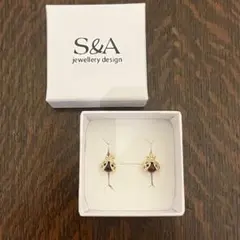 人気商品】万博 ポーランド 琥珀 S&A グリーンアンバー 蜂 ピアス 新品 