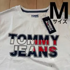 【新品未使用】 TOMMY JEANS ホワイト Tシャツ Mのサムネイル