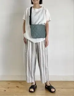値下げ【美品】plantation CLストライプ　パンツのサムネイル