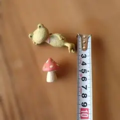 カエルとキノコのミニチュア置物セット