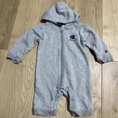 Champion フード付きロンパース グレー