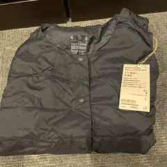 無印良品　軽量ダウンノーカラーベスト