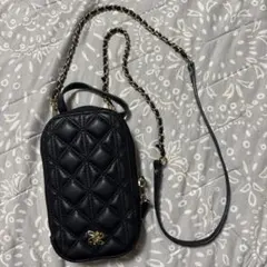 【値下げ！】RANDA キルティング スマホショルダーバッグ ブラックのサムネイル