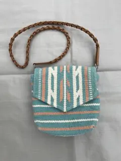 スポーツショルダーバッグ