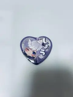 いれいす 缶バッジ 初兎 ハート - メルカリ