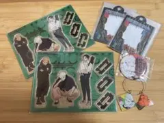 呪術廻戦 ジャンプGIGA アクスタカードケース 虎杖悠仁 缶バッジ 他