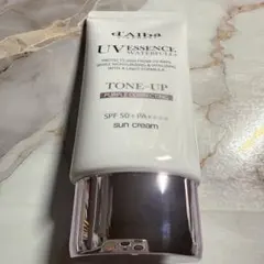ダルバ プレミアムUVエッセンス ウォーターフル トーンアップ 日焼け止め下地