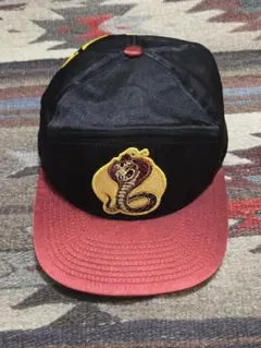 MISHKA ミシカ サテン スナップバック キャップ スネークのサムネイル