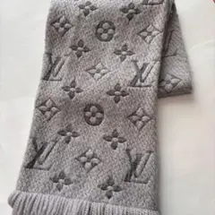 LOUIS VUITTON エシャルプ・ロゴマニア