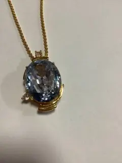 虹色石の金色ネックレス