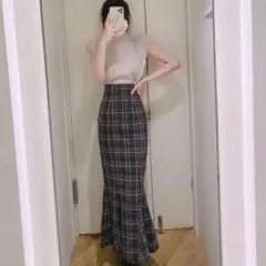 ハイウエストタイトヘムフレアチェックスカート snidel