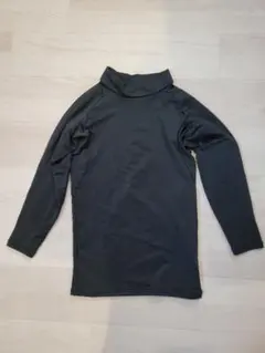 ブラック アンダーシャツ インナーシャツ サイズ140　黒