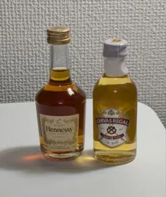 【新品未開封】Hennessy & Chivas Regal ミニボトルセットのサムネイル