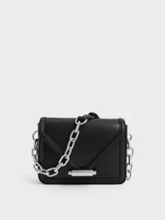 CHARLES & KEITH ローラーエンヴェロープクロスボディバッグ