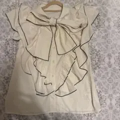 リボン付きノースリーブシャツ アイボリー