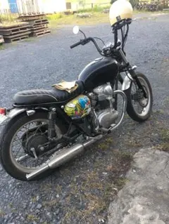 w650用 デイトナ　アルミ製 フロントショートフェンダーのサムネイル